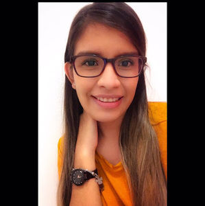 Meet your Posher, Stephanie